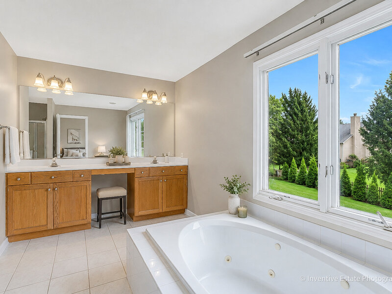 1925 Danube Way Bolingbrook IL 60490
