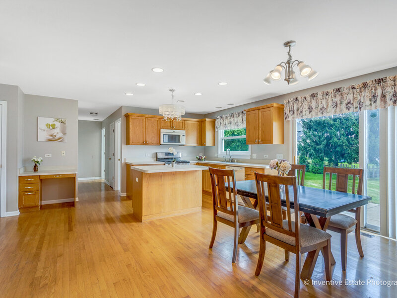 1925 Danube Way Bolingbrook IL 60490