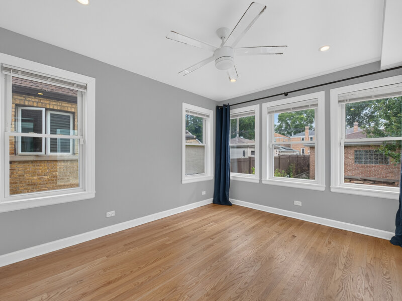 1851 N Natoma Avenue Chicago IL 60707