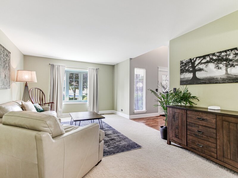 792 Brandt Drive Lake In The Hills IL 60156