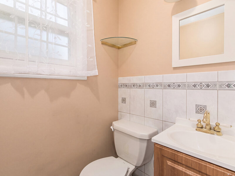 2950 Briarwood Drive Mount Prospect IL 60056