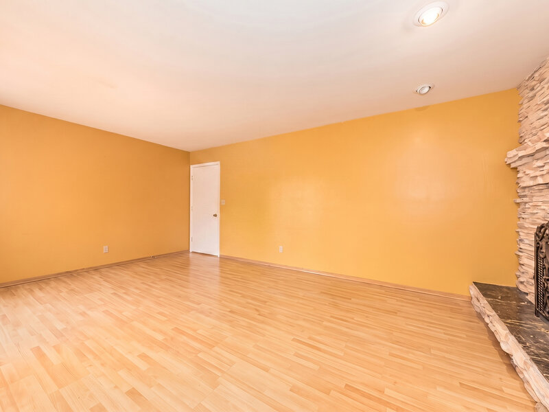2950 Briarwood Drive Mount Prospect IL 60056