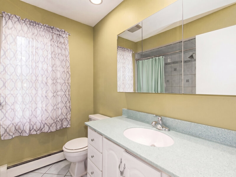 2950 Briarwood Drive Mount Prospect IL 60056