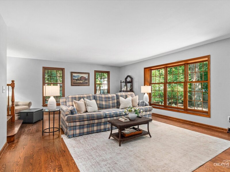 506 Pin Oak Court St. Charles IL 60174