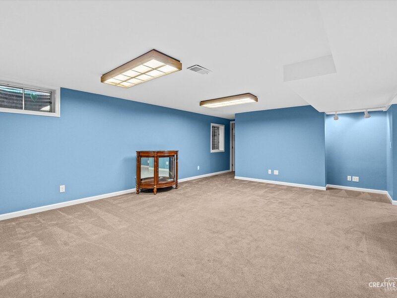 506 Pin Oak Court St. Charles IL 60174