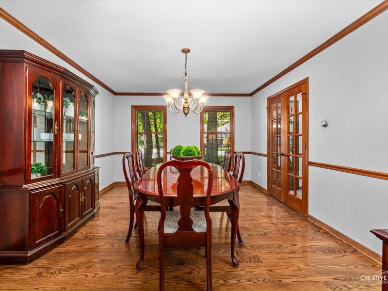 506 Pin Oak Court St. Charles IL 60174