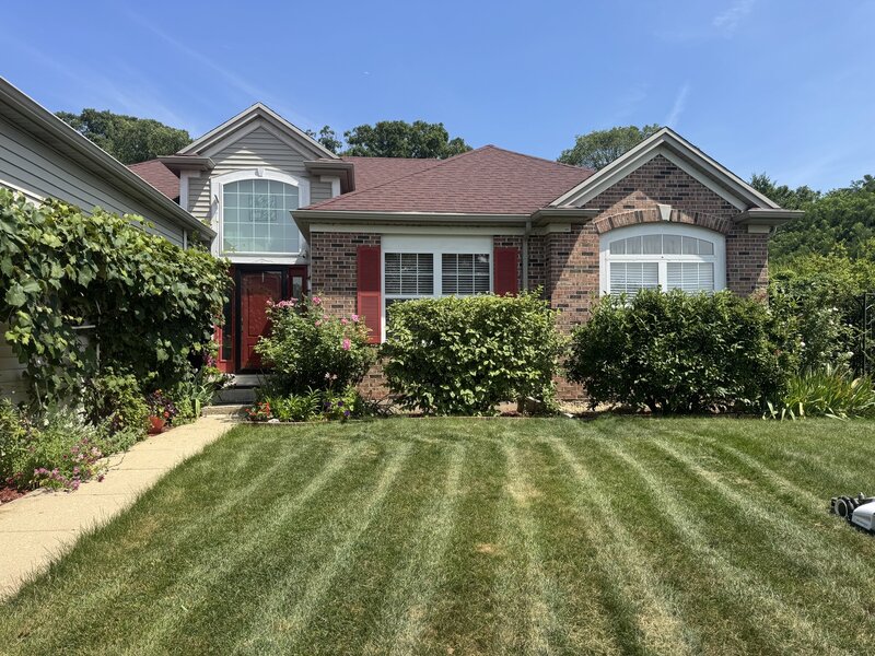 2080 Stephen Street Aurora IL 60502