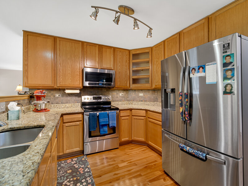 2080 Stephen Street Aurora IL 60502