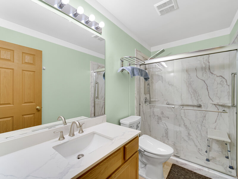 2080 Stephen Street Aurora IL 60502