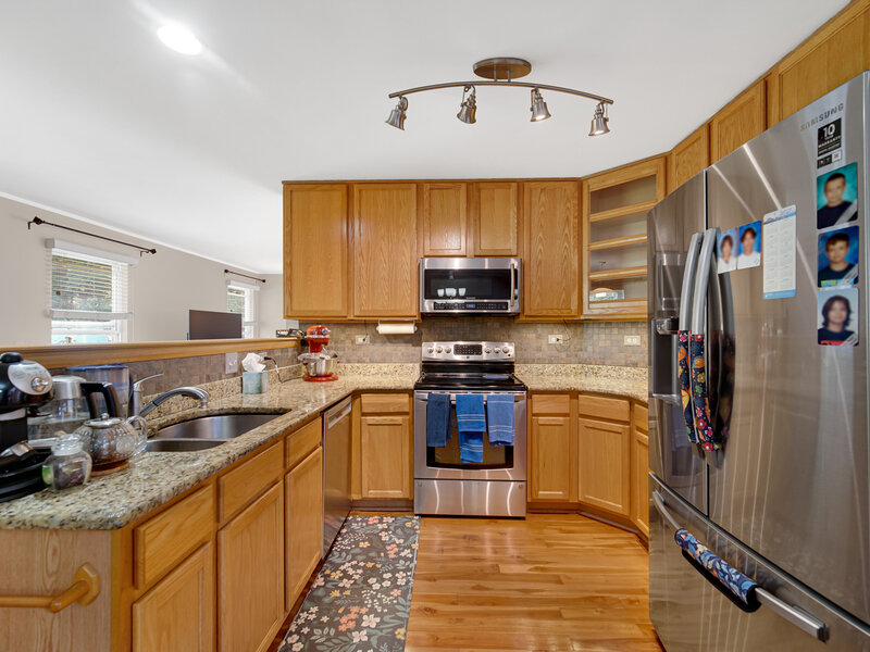 2080 Stephen Street Aurora IL 60502