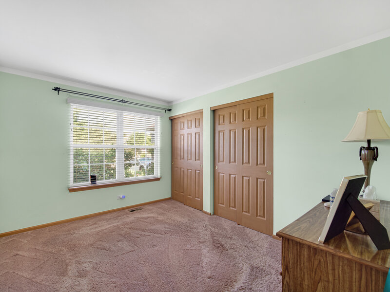 2080 Stephen Street Aurora IL 60502