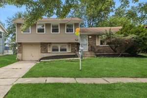 Photo of 3421 Birchwood Drive Hazel Crest IL 60429