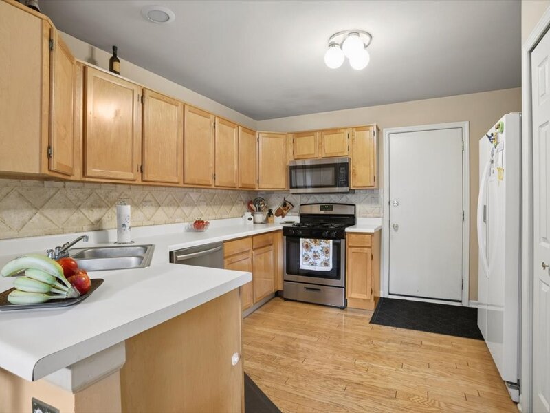 174 Merriford Lane Roselle IL 60172
