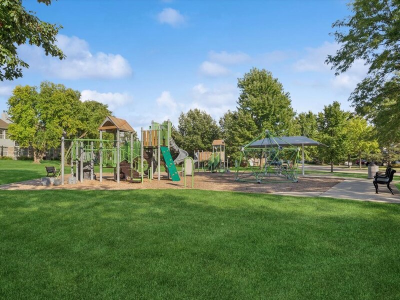 174 Merriford Lane Roselle IL 60172