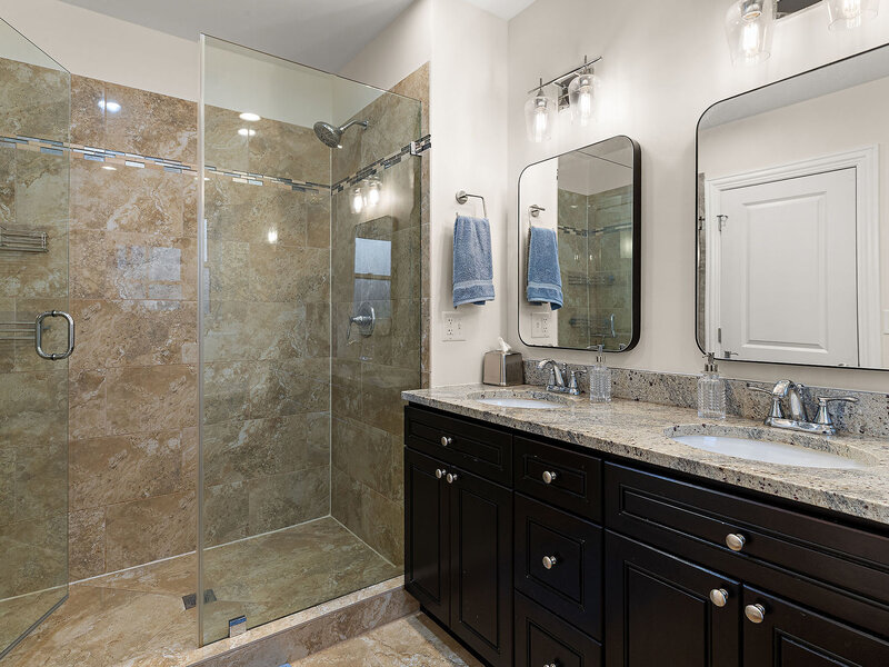 6552 N Oxford Avenue Chicago IL 60631