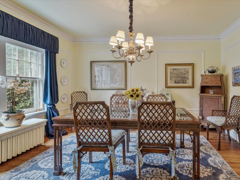 220 Maple Avenue Wilmette IL 60091