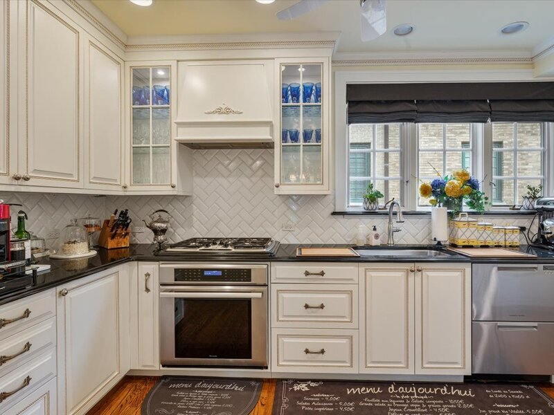 220 Maple Avenue Wilmette IL 60091