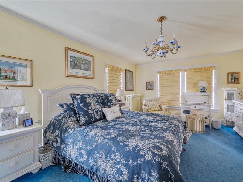 220 Maple Avenue Wilmette IL 60091