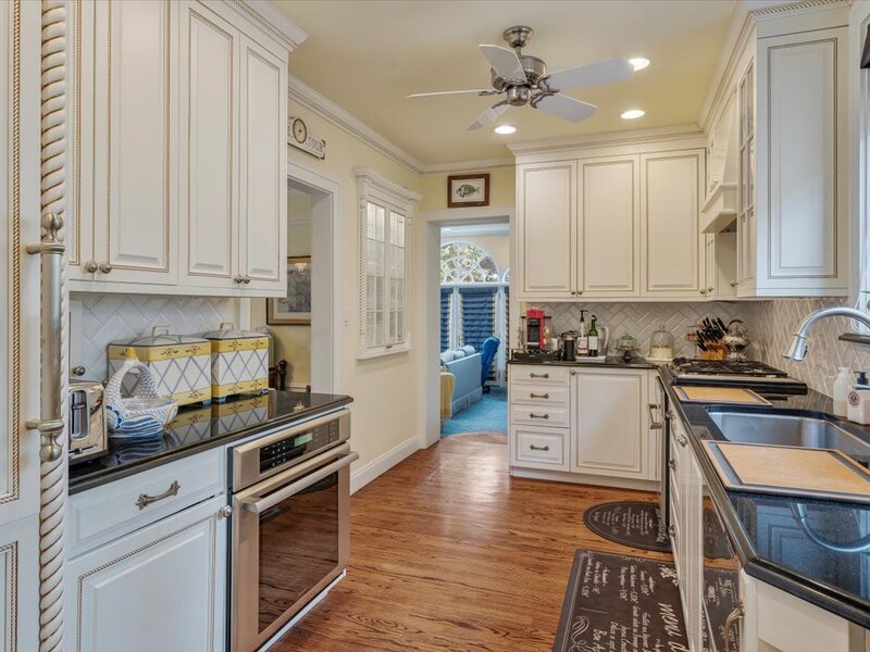220 Maple Avenue Wilmette IL 60091