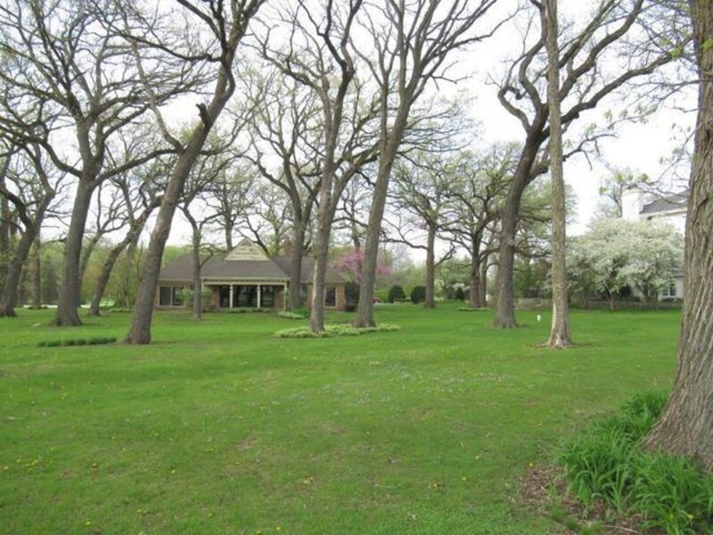 1000 Prestwick Drive Frankfort IL 60423