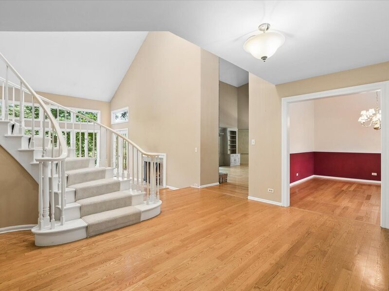 30 Brierfield Court Lake Bluff IL 60044