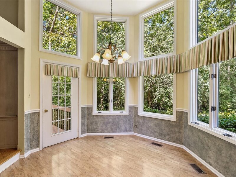 30 Brierfield Court Lake Bluff IL 60044