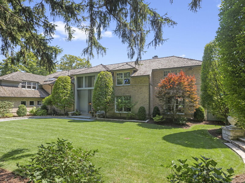 1177 Edgewood Road Lake Forest IL 60045