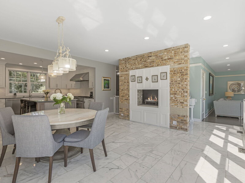 1177 Edgewood Road Lake Forest IL 60045