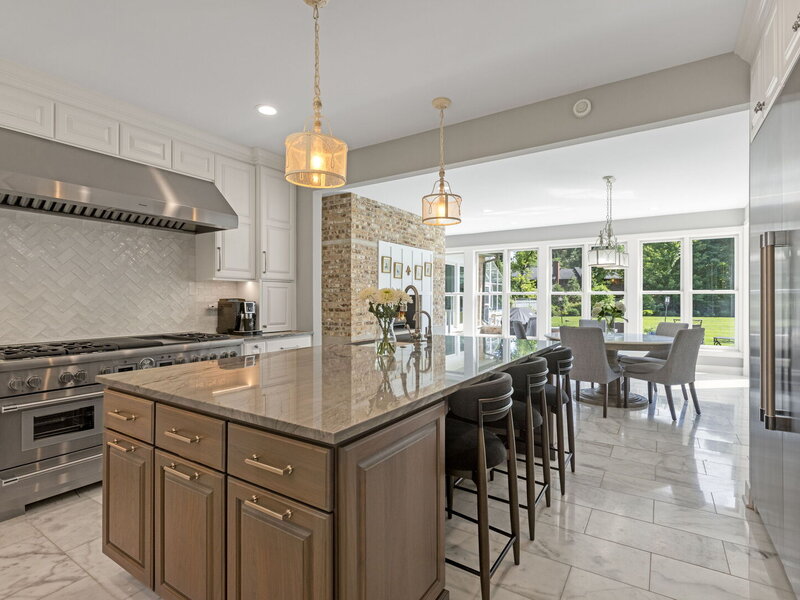 1177 Edgewood Road Lake Forest IL 60045