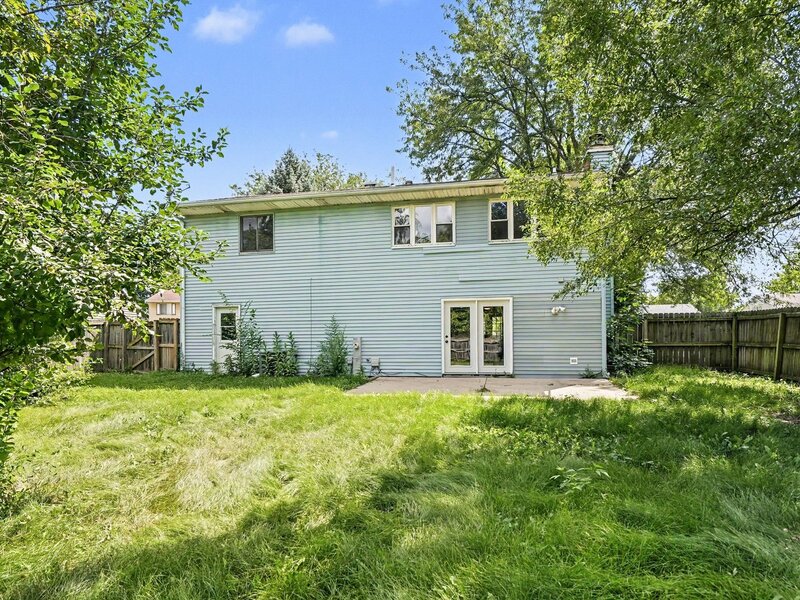 945 Surrey Court Joliet IL 60431