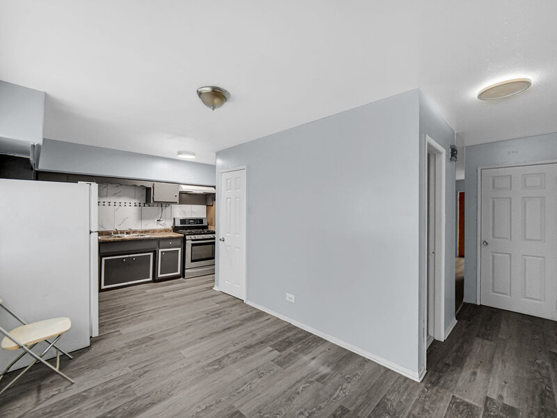 2303 E 100th Street Chicago IL 60617