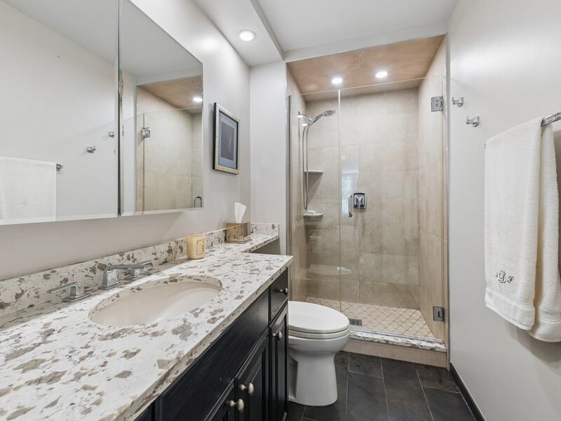 200 E Delaware Place Chicago IL 60611