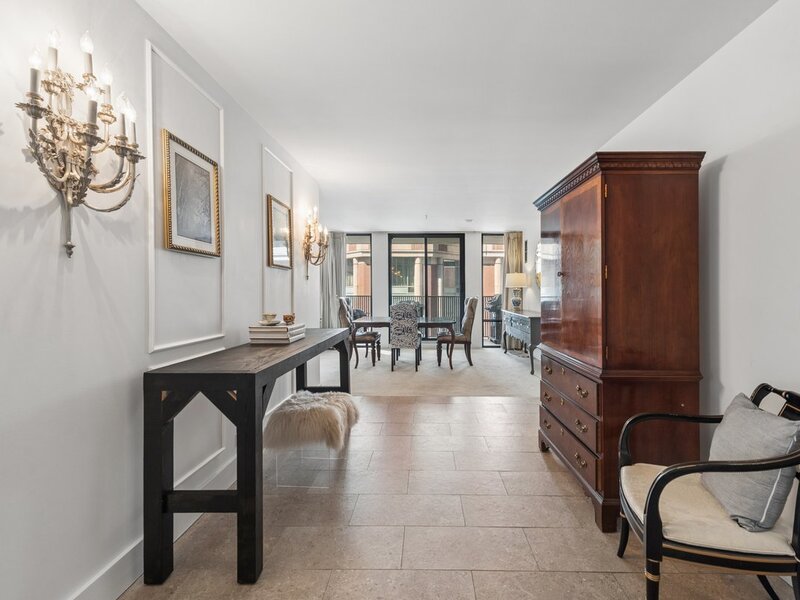 200 E Delaware Place Chicago IL 60611