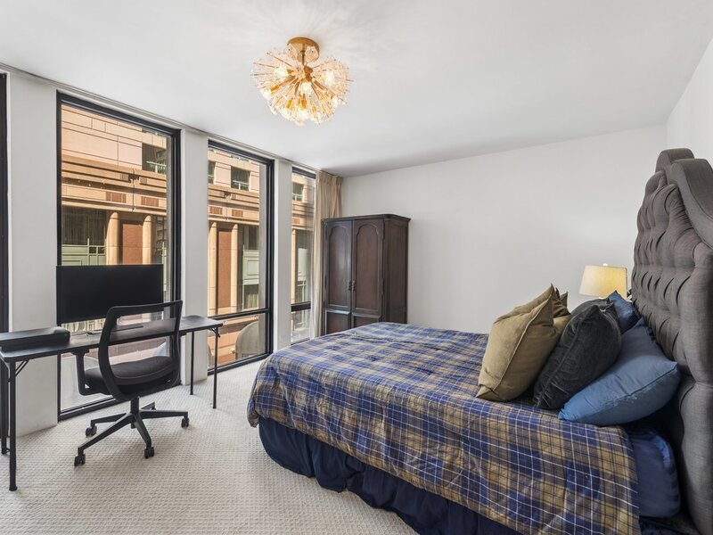 200 E Delaware Place Chicago IL 60611