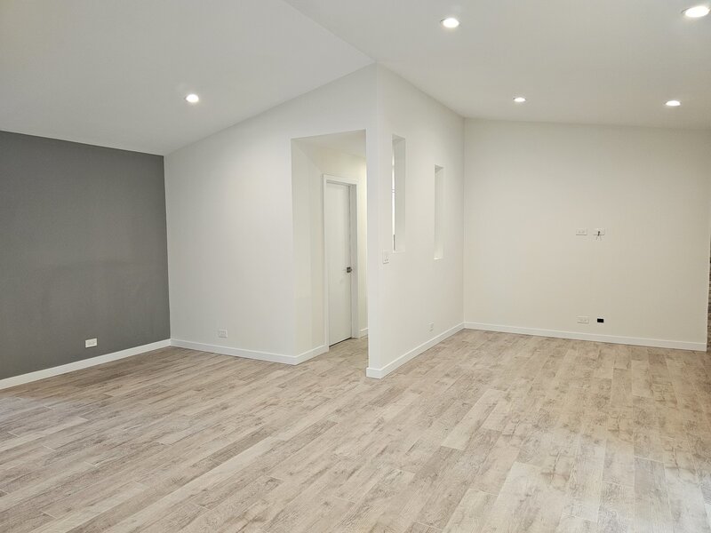 183 Grove Avenue Des Plaines IL 60016