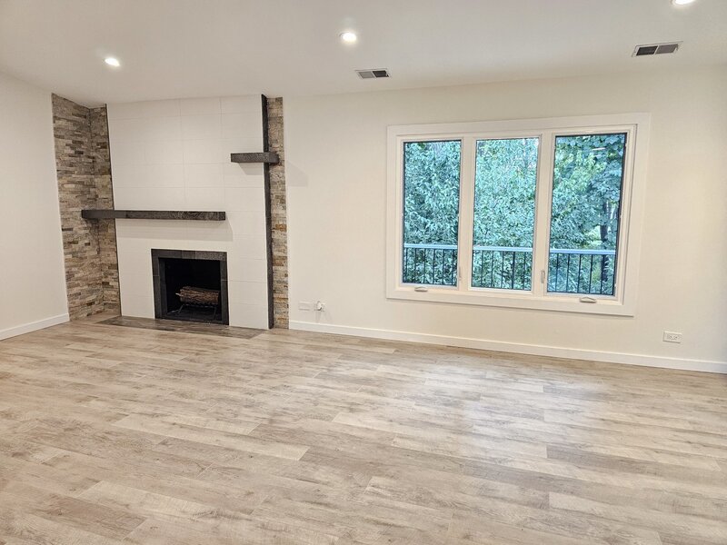 183 Grove Avenue Des Plaines IL 60016