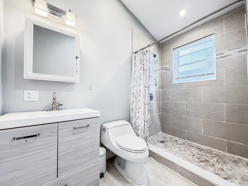2436 Grove Avenue Berwyn IL 60402
