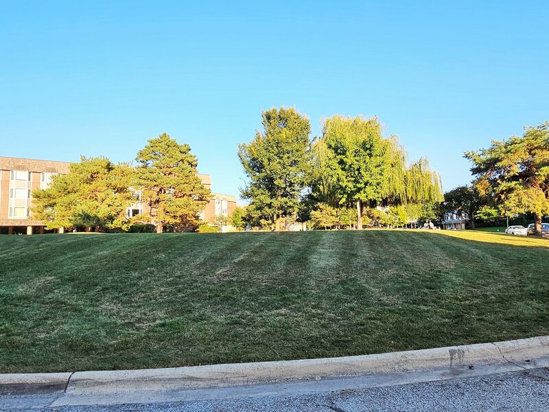 200 Thames Parkway Park Ridge IL 60068
