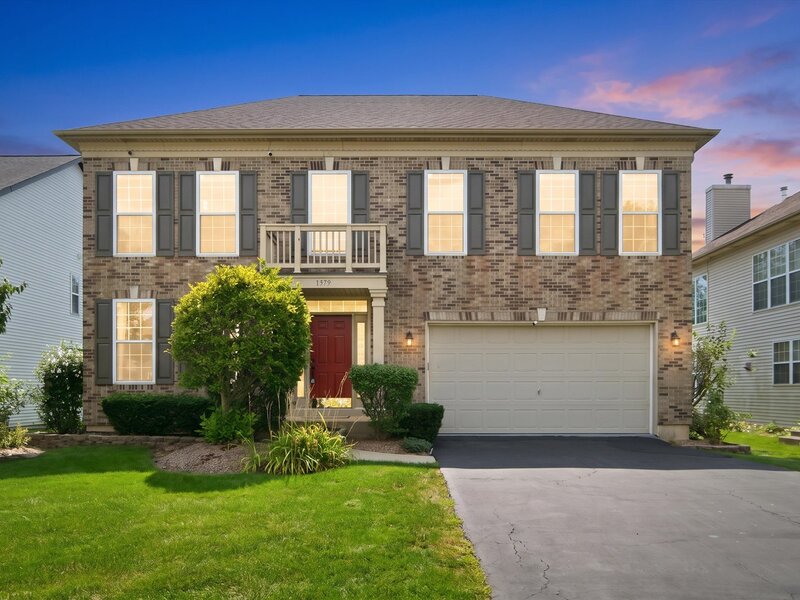 1379 W Deer Court Palatine IL 60067