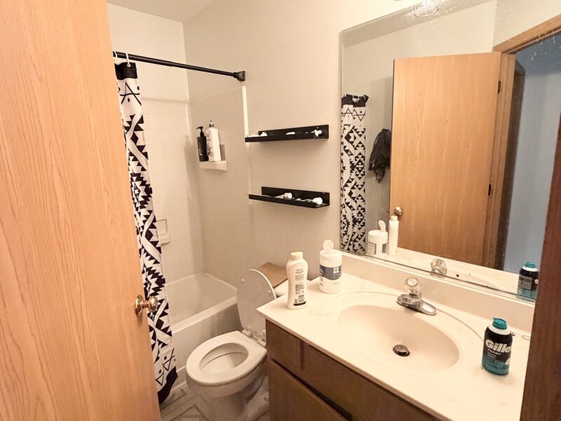 1126 Village Center Parkway Aurora IL 60506
