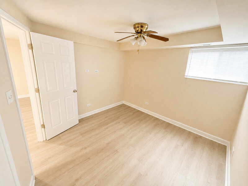 3105 W Argyle Street Chicago IL 60625