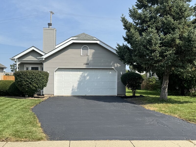 1622 Liberty Street Hanover Park IL 60133