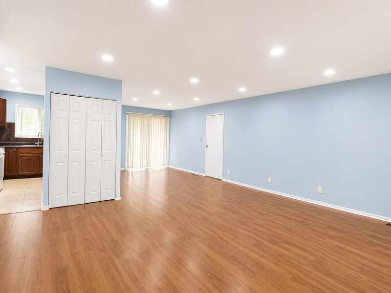 113 Fairview Lane Streamwood IL 60107