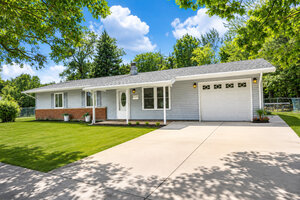 Photo of 113 Fairview Lane Streamwood IL 60107