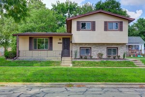 Photo of 2347 S 17th Avenue Broadview IL 60155