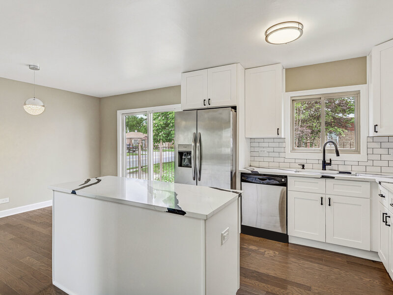 2347 S 17th Avenue Broadview IL 60155