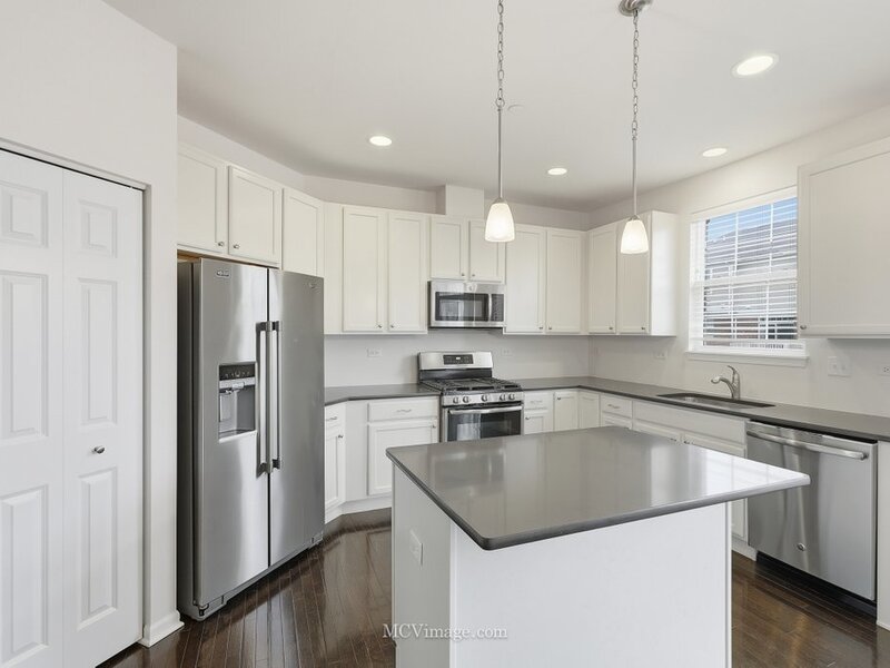 2967 Madison Drive Naperville IL 60564