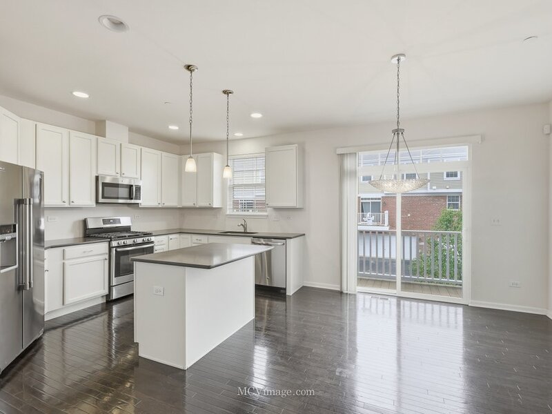 2967 Madison Drive Naperville IL 60564