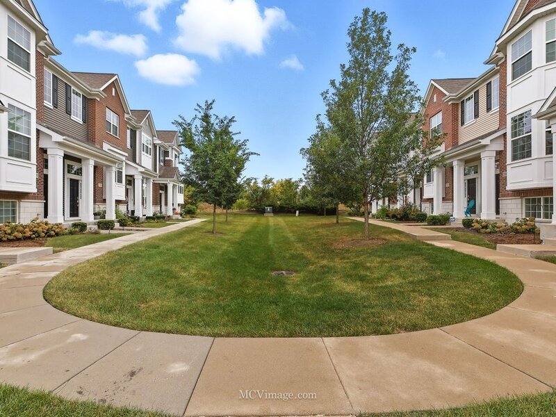 2967 Madison Drive Naperville IL 60564