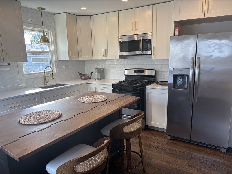 15208 Lawndale Avenue Midlothian IL 60445